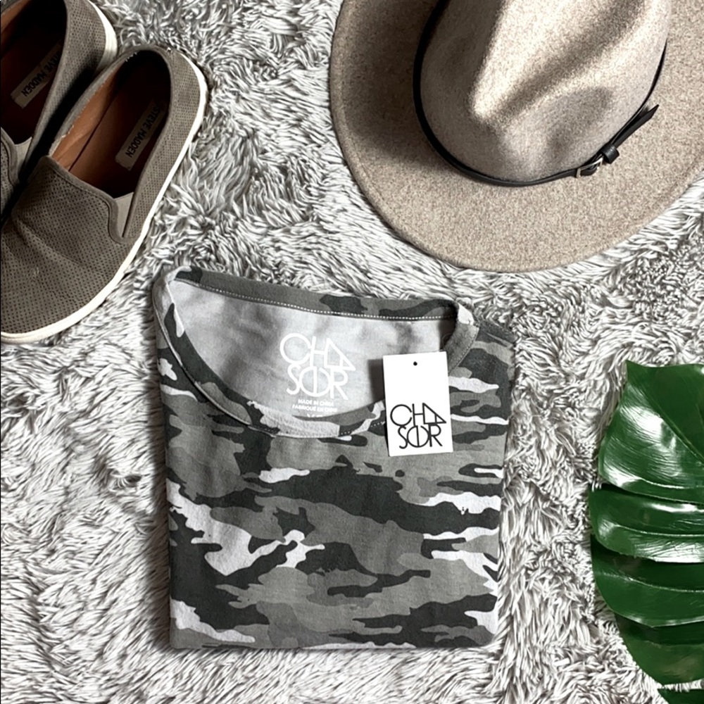 NWT chaser camo long sleeve dolman sleeve top XS